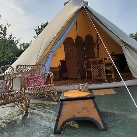 Glamping De Vrije Wind, Tentverhuur Houwerzijl Eksteriør billede